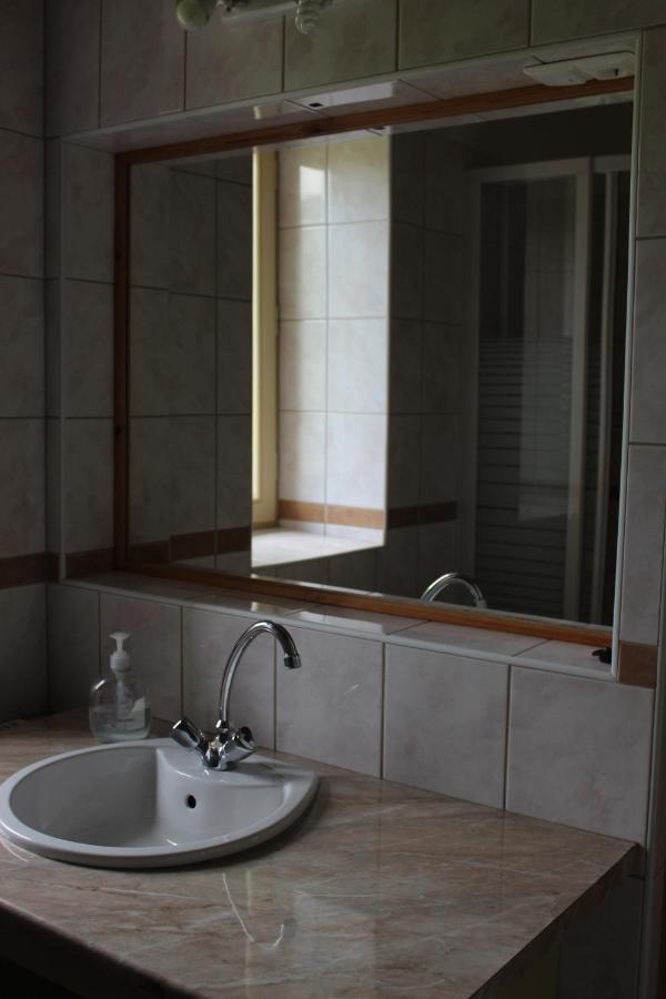 Nagy-Magyarorszag Park Bed & Breakfast Isztimér Eksteriør bilde