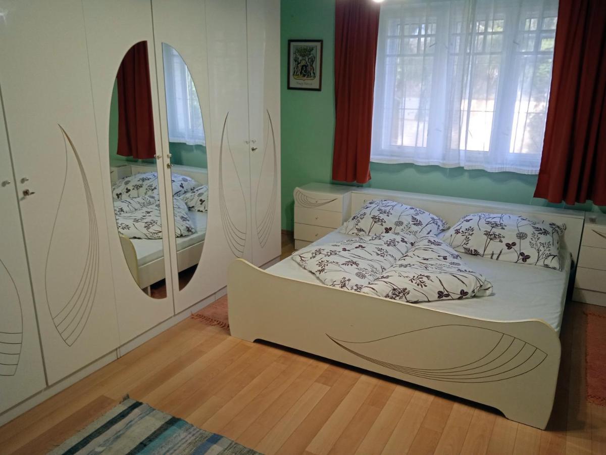 Nagy-Magyarorszag Park Bed & Breakfast Isztimér Eksteriør bilde